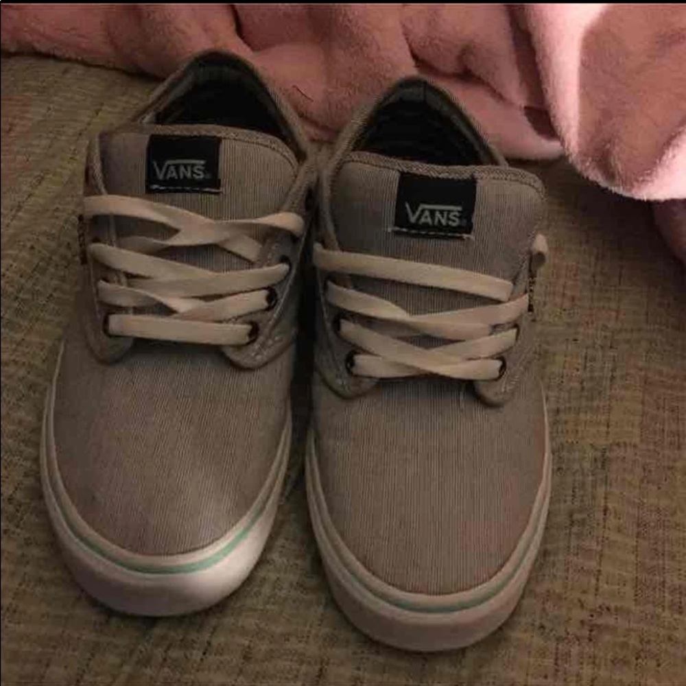 Women’s size 10 Vans